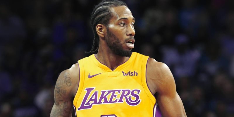 https hypebeast.com image 2018 08 kawhi leonard los angeles lakers over tornto raptors tw 1