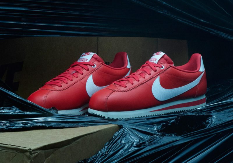 Tênis Nike Cortez "Stranger Things" é lançado no Brasil 1 stranger things nike cortez red og collection CK1907 600 7 1
