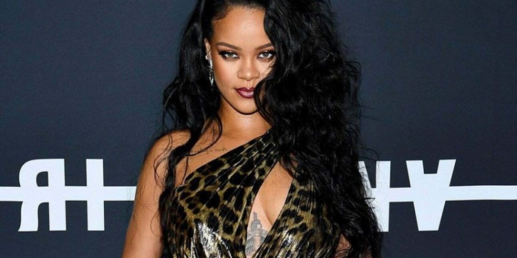 NEW YORK, NEW YORK - OCTOBER 11: Rihanna attends the launch of Rihanna's first Visual Autobiography, Rihanna, at The Guggenheim Museum on October 11, 2019 in New York City. (Photo by Dimitrios Kambouris/Getty Images for Rihanna)