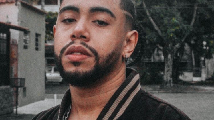 Rapper carioca Saint Clair chama atenção com sua nova música com pegada