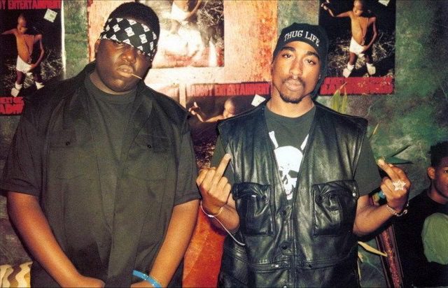 Capa Tupac e Biggie