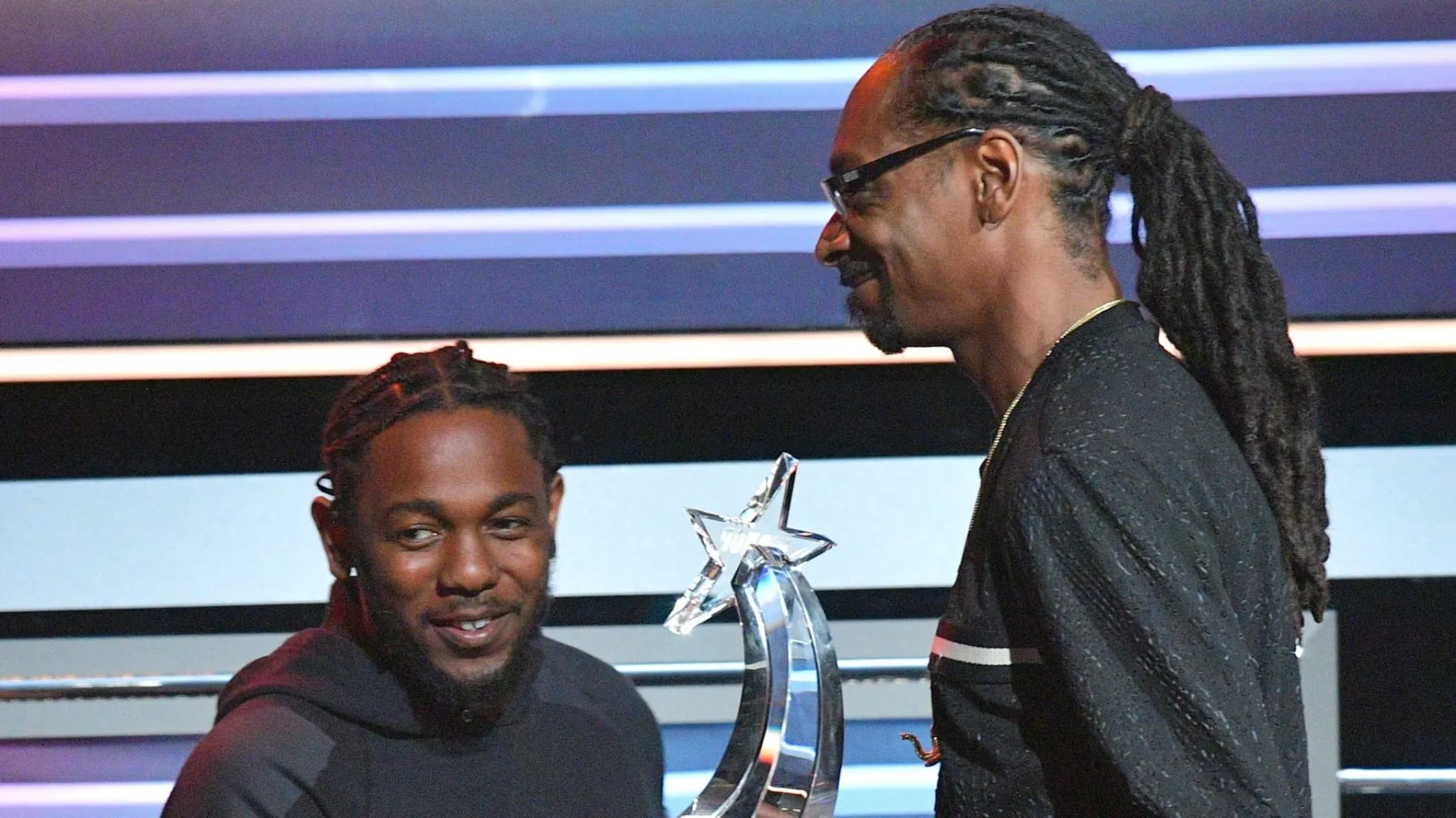 CAPA Snoop Dogg e Kendrick Lamar